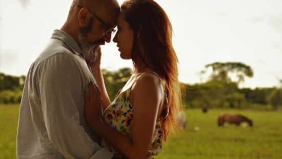 ¡Únete a la tribu de Santa y Gregory!