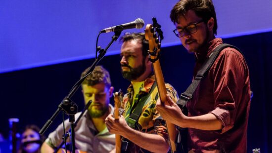 Cómo Ricardo Osorno financió su primer álbum musical gracias al crowdfunding (sin disquera, sin ahorros y sin pedir prestado)