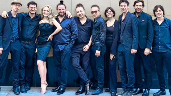 Lo que Argenta Típica descubrió sobre el miedo, la vulnerabilidad y la comunidad al financiar su álbum